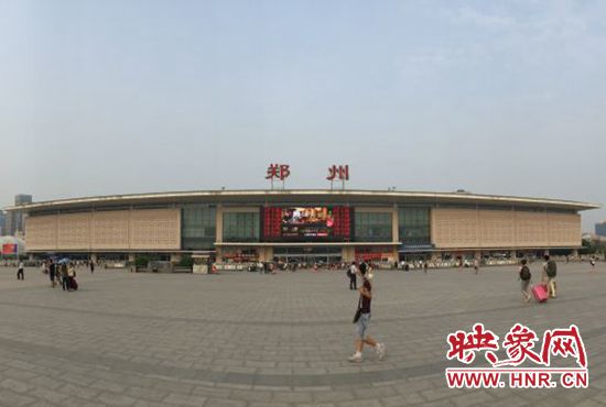 目前，鄭州前往上海、廣州等方向的火車票較為搶手。