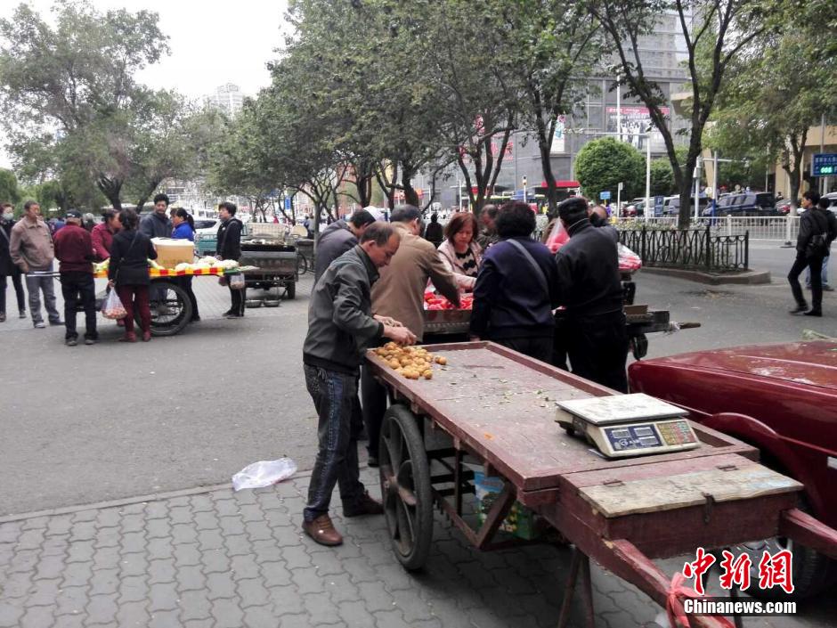 自治區(qū)和烏魯木齊市有關(guān)部門迅速處置，傷員已全部送往醫(yī)院救治。