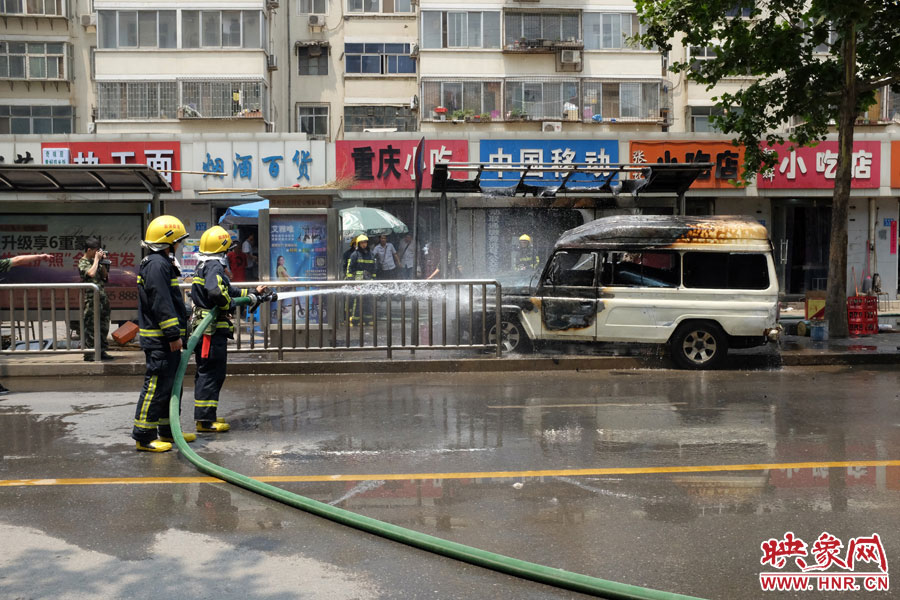 火災(zāi)現(xiàn)場(chǎng)。