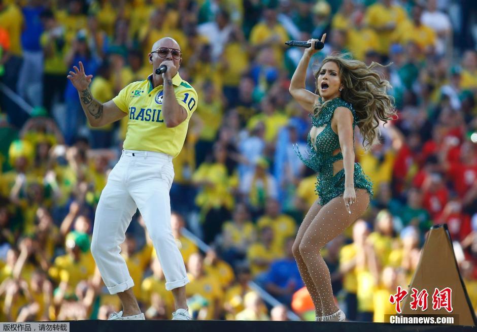 北京時(shí)間6月13日凌晨2時(shí)，巴西世界杯正式拉開帷幕。