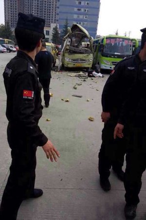 爆炸現(xiàn)場(chǎng)。圖片來自網(wǎng)絡(luò)