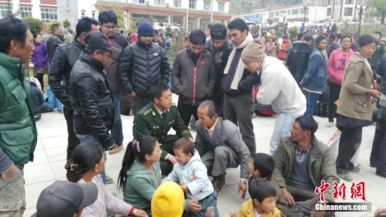 圖為西藏日喀則市吉隆縣吉隆鎮(zhèn)現(xiàn)場。 李國偉 攝