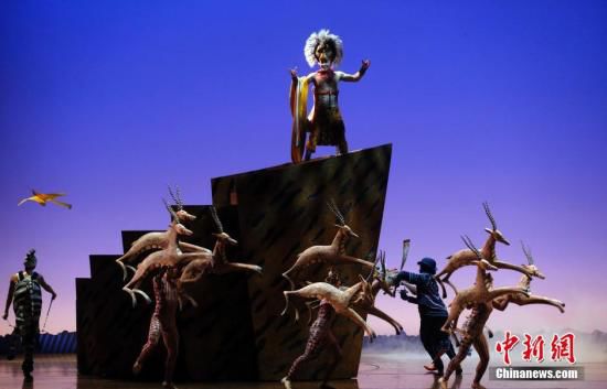 資料圖：6月14日晚，迪士尼經(jīng)典音樂劇《獅子王》中文版在上海舉行全球首演