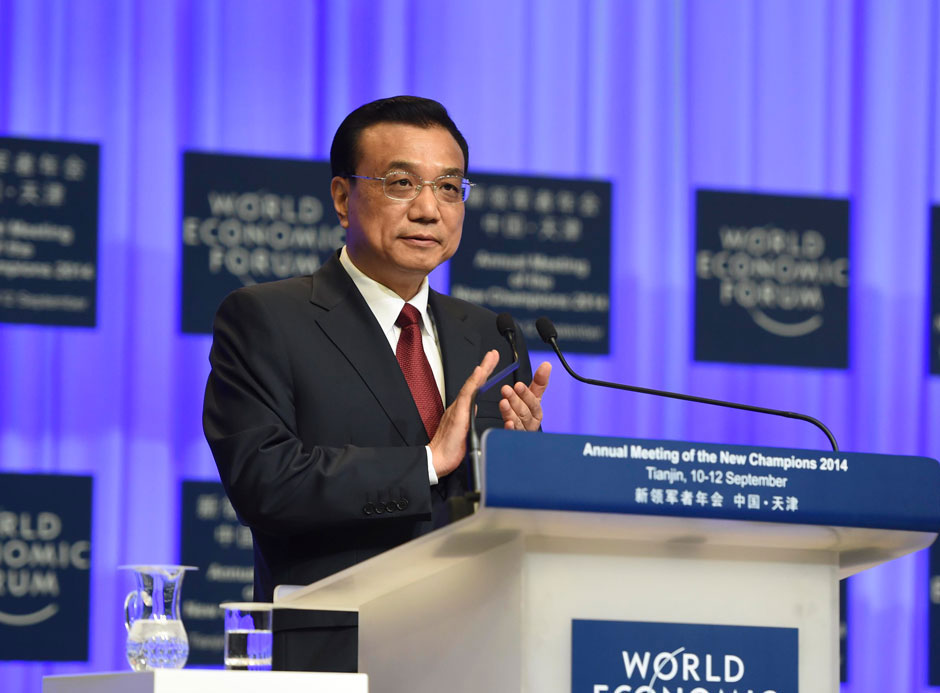 李克強(qiáng)總理出席夏季達(dá)沃斯論壇并發(fā)表開(kāi)幕式致辭。