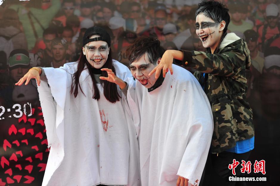 千余“僵尸”現(xiàn)沈陽街頭嚇哭過路小孩 千余“僵尸”現(xiàn)沈陽街頭嚇哭過路小孩