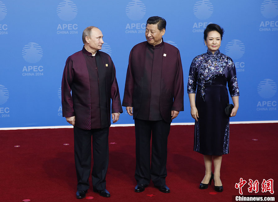 圖為習近平夫婦歡迎俄羅斯總統(tǒng)普京。中新社發(fā) 杜洋 攝