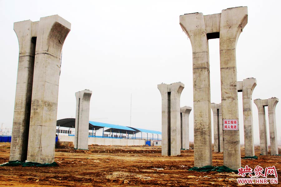 今年9月份，媒體曾報(bào)道稱，此項(xiàng)目停工的原因主要是資金鏈斷裂。