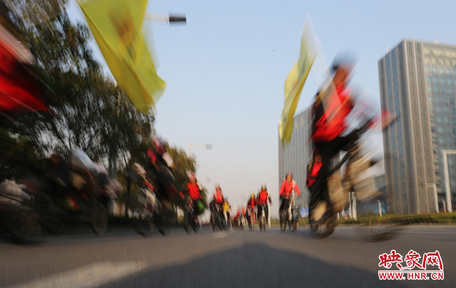 獻(xiàn)愛心、騎行天下，映象網(wǎng)騎行車友樂翻天