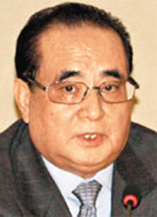 李秀勇曾照料金正恩兄妹。