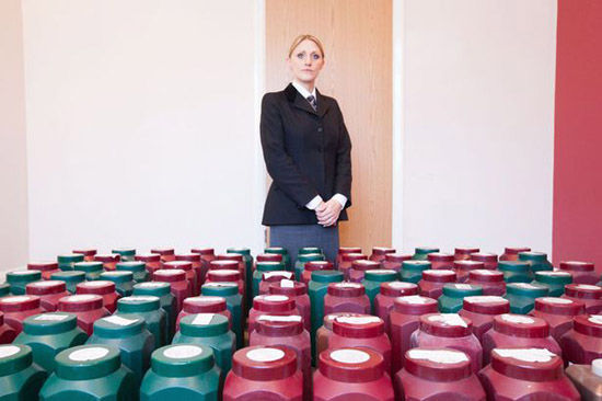 英25萬具骨灰滯留殯儀館，部分存放逾40年無人認領(lǐng)。（網(wǎng)頁截圖）