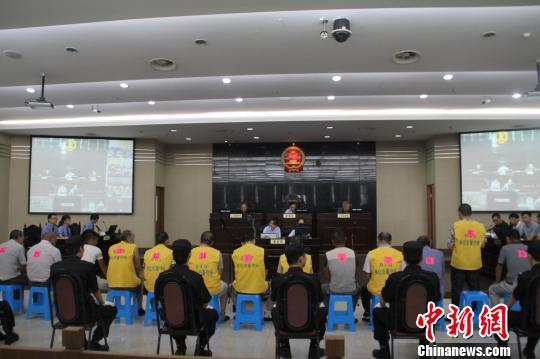 浙江最大毒狗肉案開(kāi)庭審理 毒狗者稱(chēng)自己不吃狗肉 浙江最大毒狗肉案開(kāi)庭審理 毒狗者稱(chēng)自己不吃狗肉