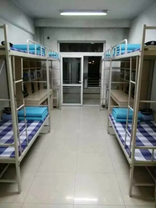 這個學(xué)校的男生宿舍火了！女同學(xué)都喊著要嫁