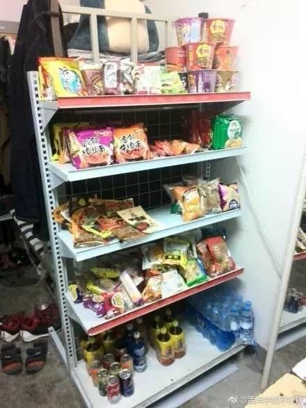 這個學(xué)校的男生宿舍火了！女同學(xué)都喊著要嫁