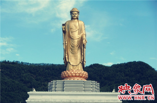 兩千多米的堯山之巔賞明月 聯游景區(qū)優(yōu)惠享不停