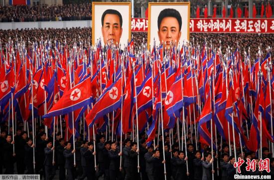 4月20日，包括軍人、公務(wù)員與平壤市民在內(nèi)的朝鮮各界民眾在金日成廣場(chǎng)集會(huì)，譴責(zé)并發(fā)誓要“消滅”韓國(guó)李