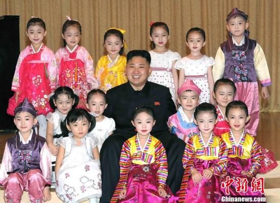 據(jù)朝中社5月30日?qǐng)?bào)道，朝鮮勞動(dòng)黨第一書記、朝鮮國(guó)防委員會(huì)第一委員長(zhǎng)、朝鮮人民軍最高司令官金正恩在兒