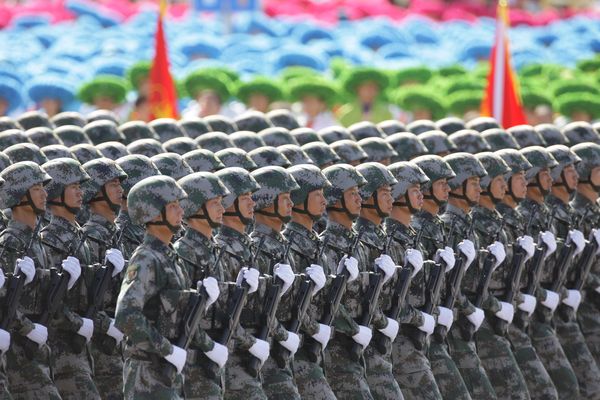 總體看，中國軍隊是稱職的，承擔了它對這個國家和人民的應有責任。