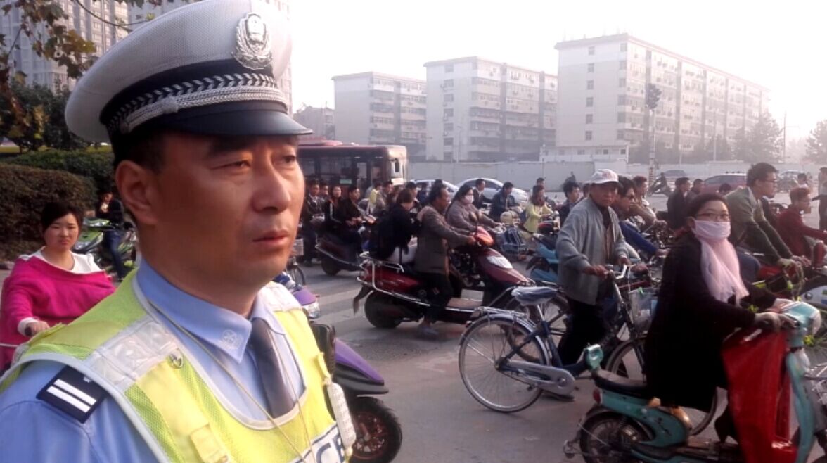 上班表情：1逗2羞3怕 你是哪個(gè)？