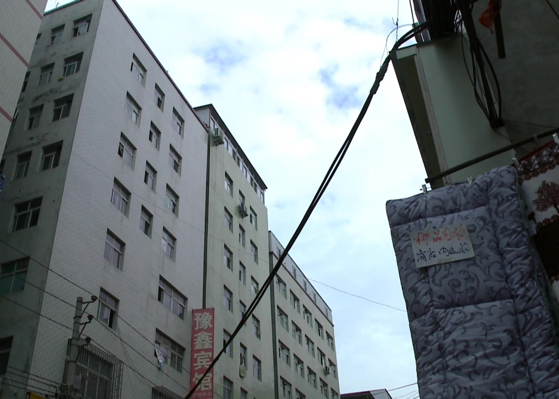 鄭州表情：聽說(shuō)在城中村買床單都找他