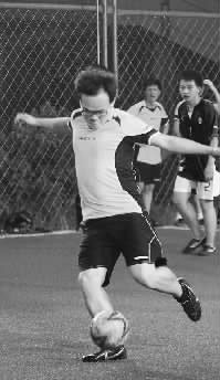 雖然俺是替補，可腳法依然風騷