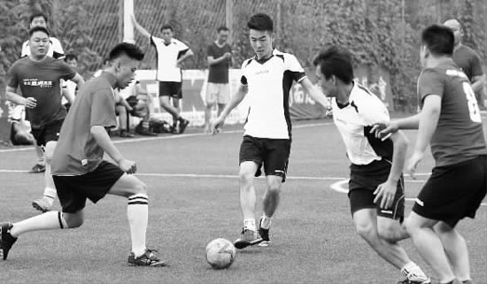 三場(chǎng)小組賽三戰(zhàn)全勝，我們只看到了開頭，沒猜中結(jié)尾