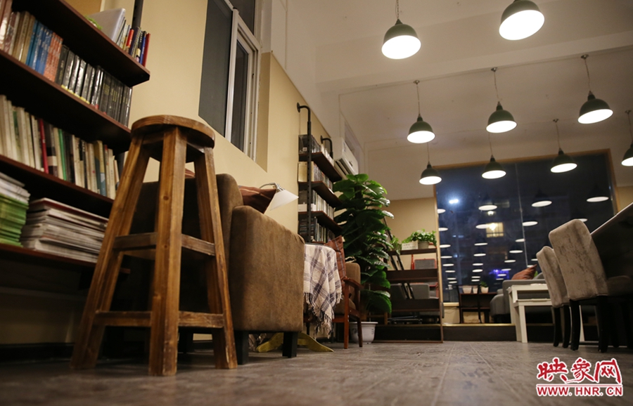 書店內(nèi)的裝飾。