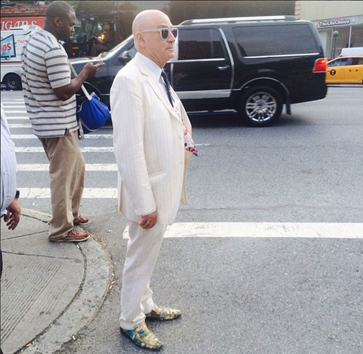 美攝影師拍“時(shí)尚爺爺”街頭炫酷風(fēng)采 美攝影師拍“時(shí)尚爺爺”街頭炫酷風(fēng)采