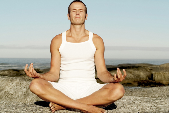 瑜伽其實是一種男性健身法